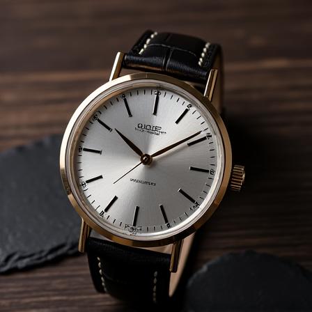 ビジネスクラス腕時計